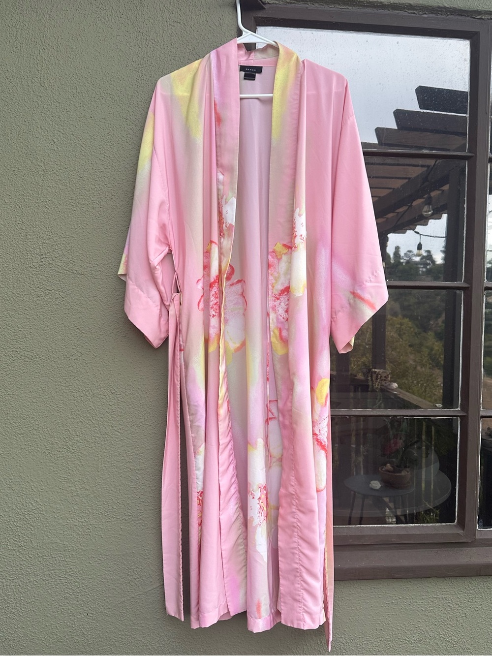 NATORI | Pink Floral Kimono Robe Vintage